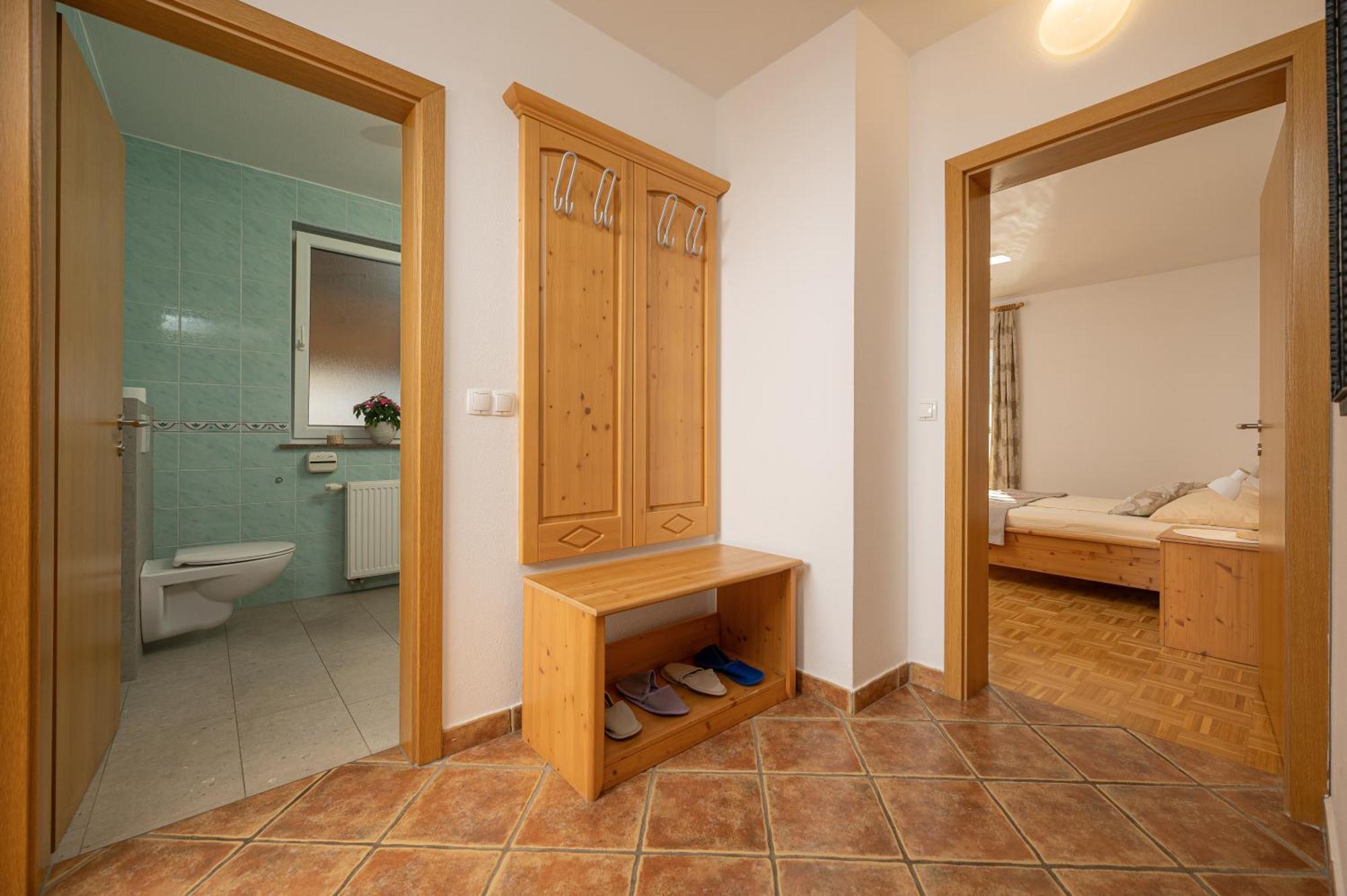 Rooms & Apartments Pr Matjon بليد المظهر الخارجي الصورة