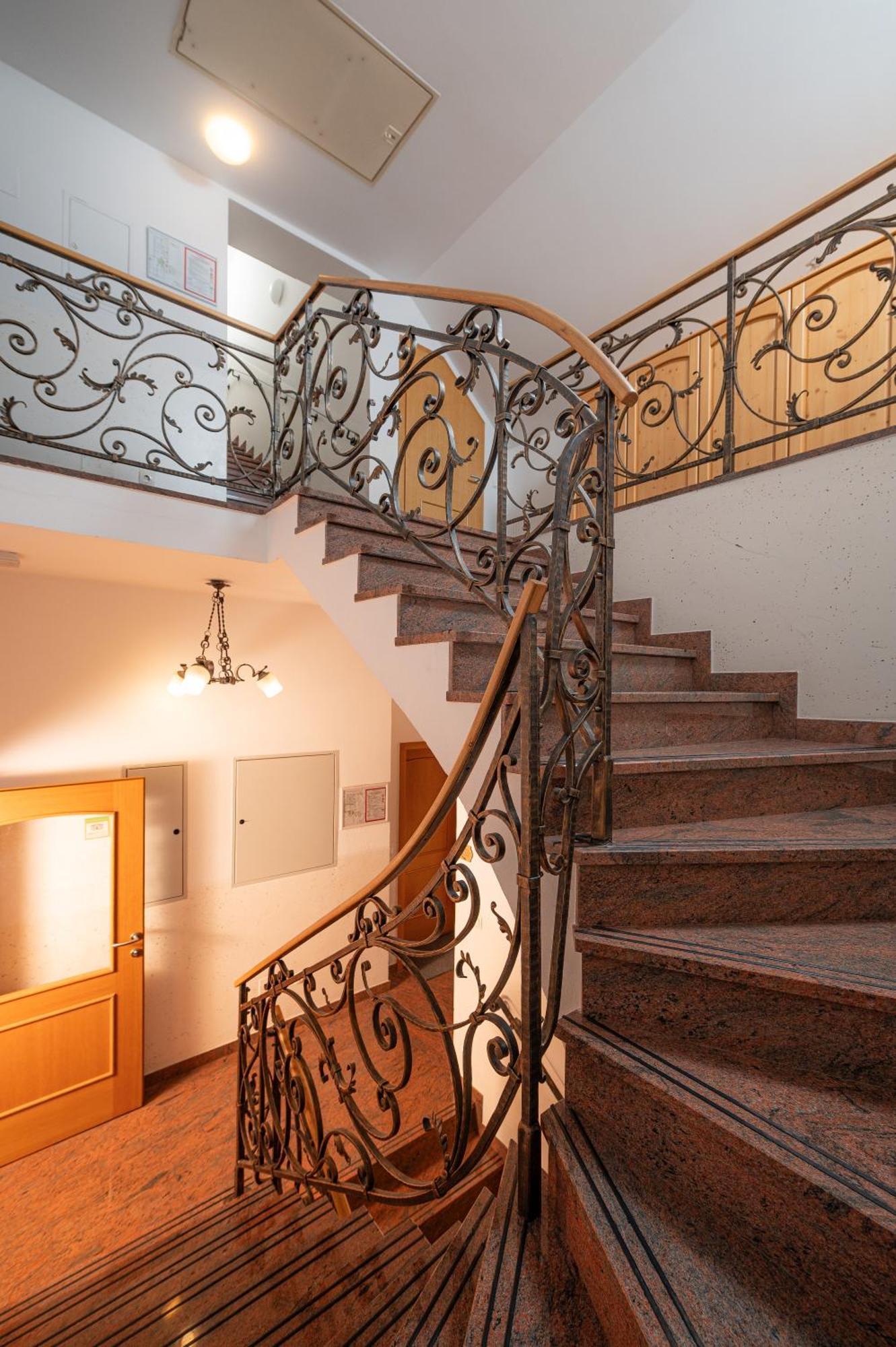 Rooms & Apartments Pr Matjon بليد المظهر الخارجي الصورة